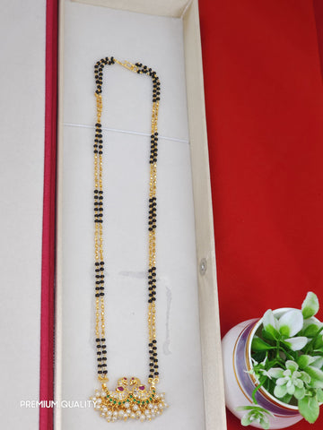 Short Black Beads