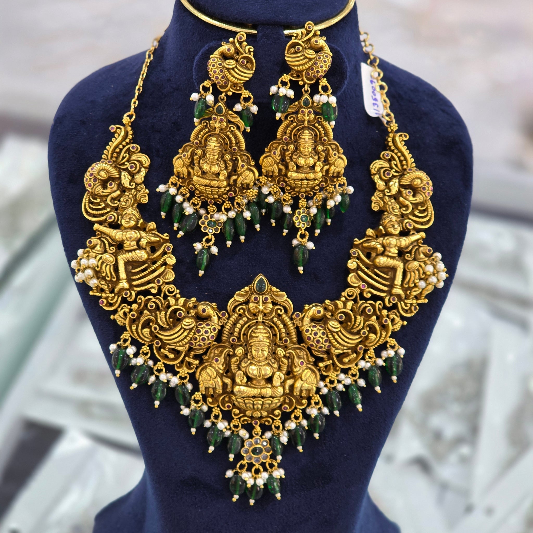 NAKISHI NECKLACES