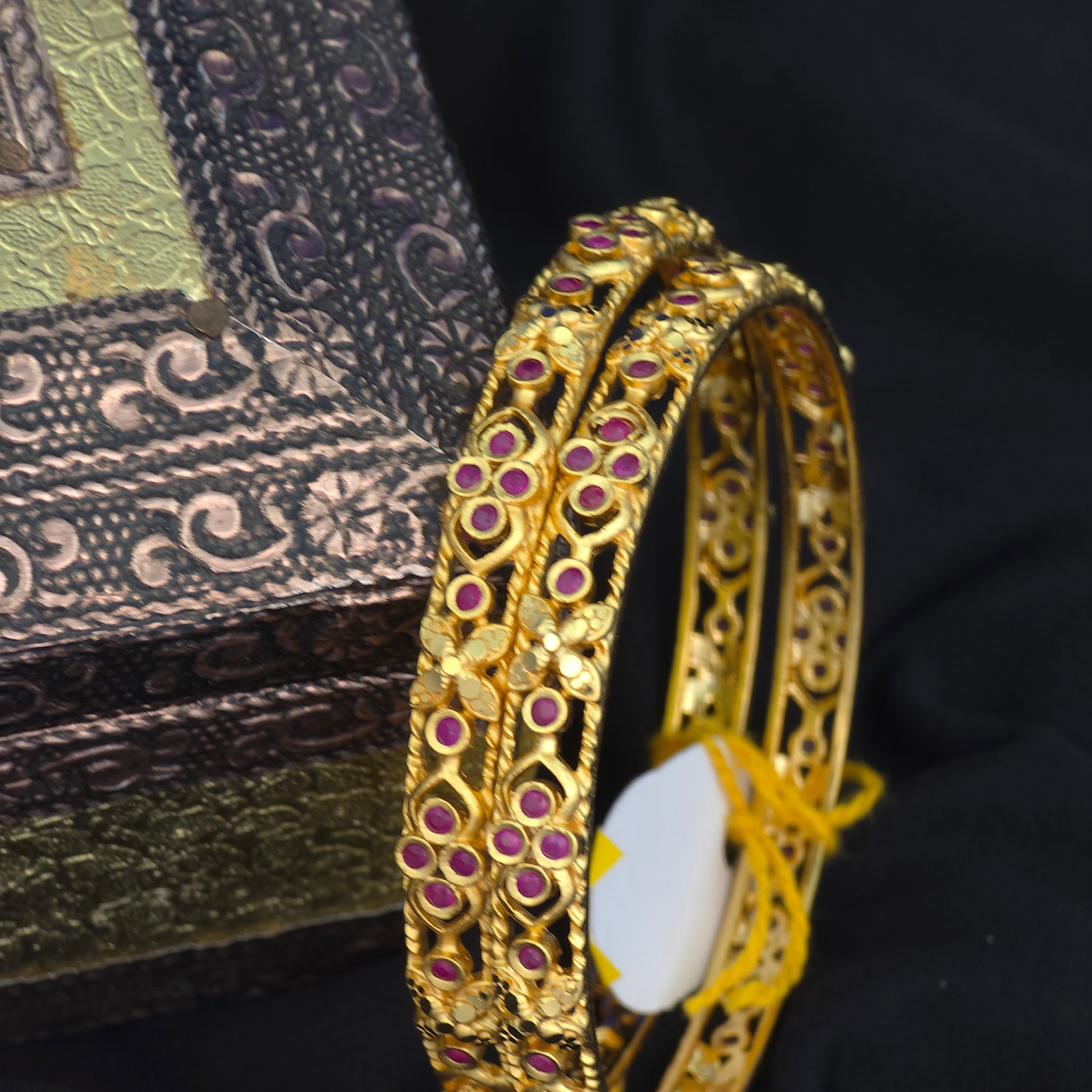 1GM GOLD FORMING BANGLES
