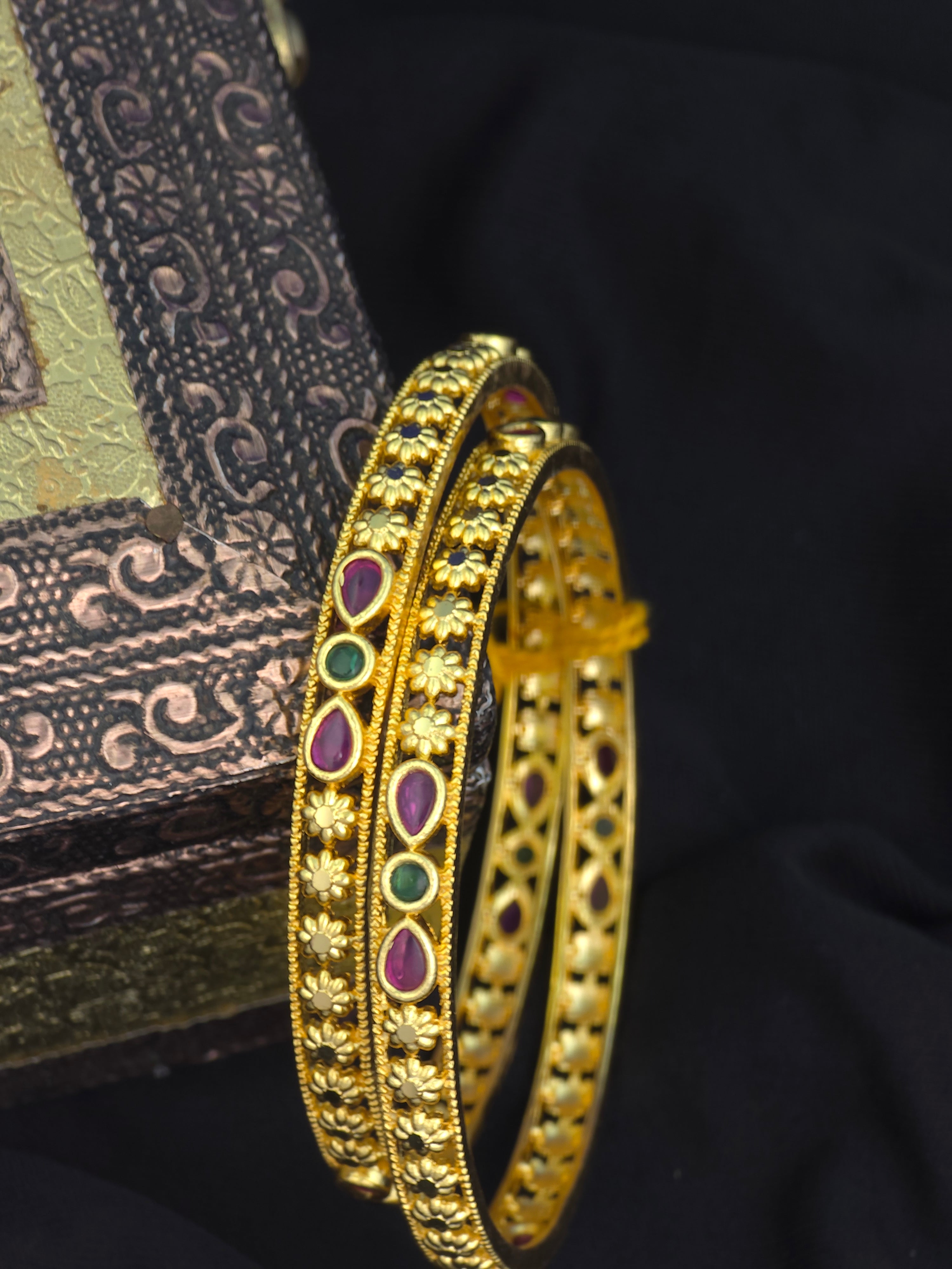 1gram bangles All sizes 2.4 2.6 2.8