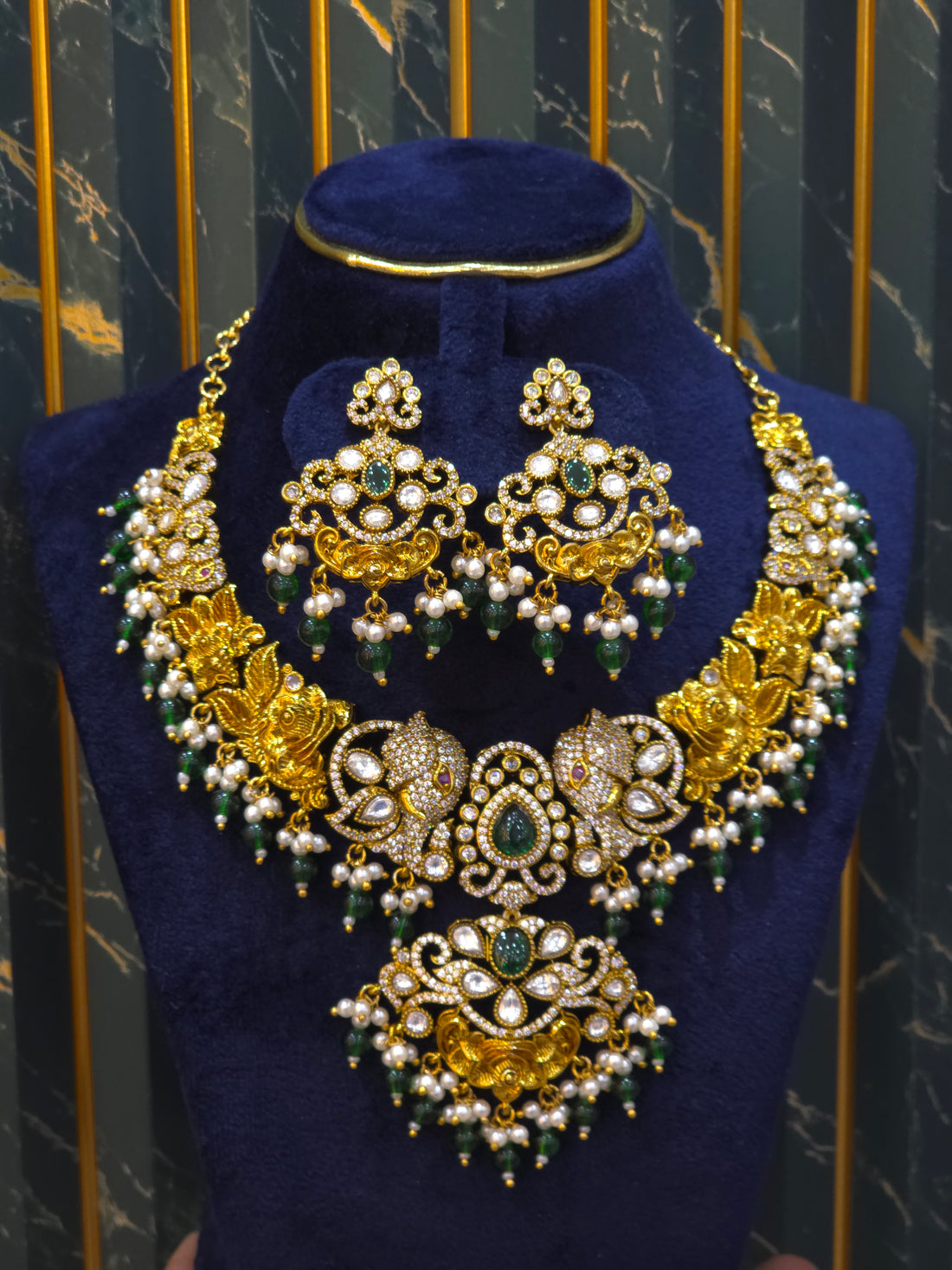 KUNDHAN NECKLACE