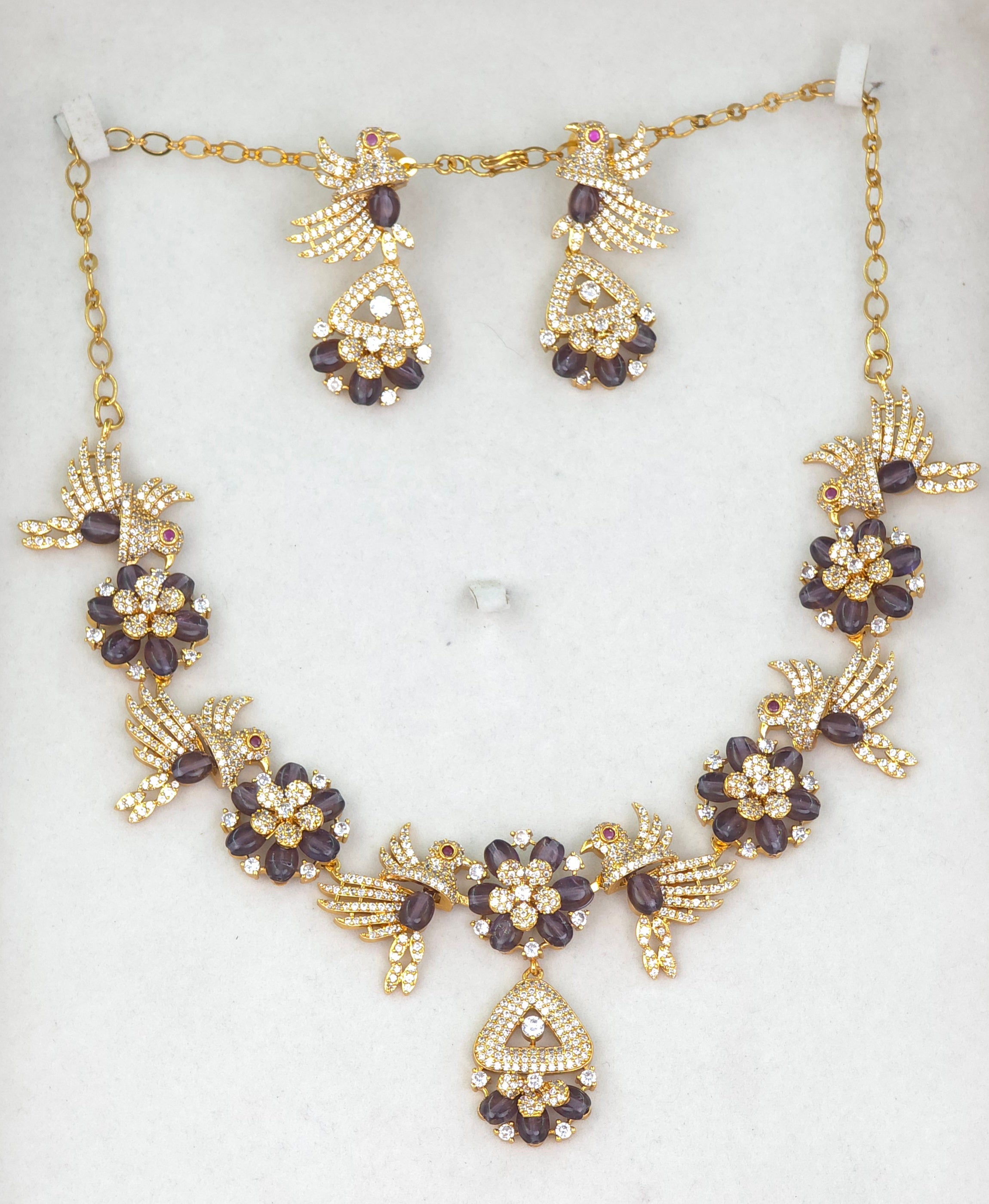 MATT FINISH NECKLACE