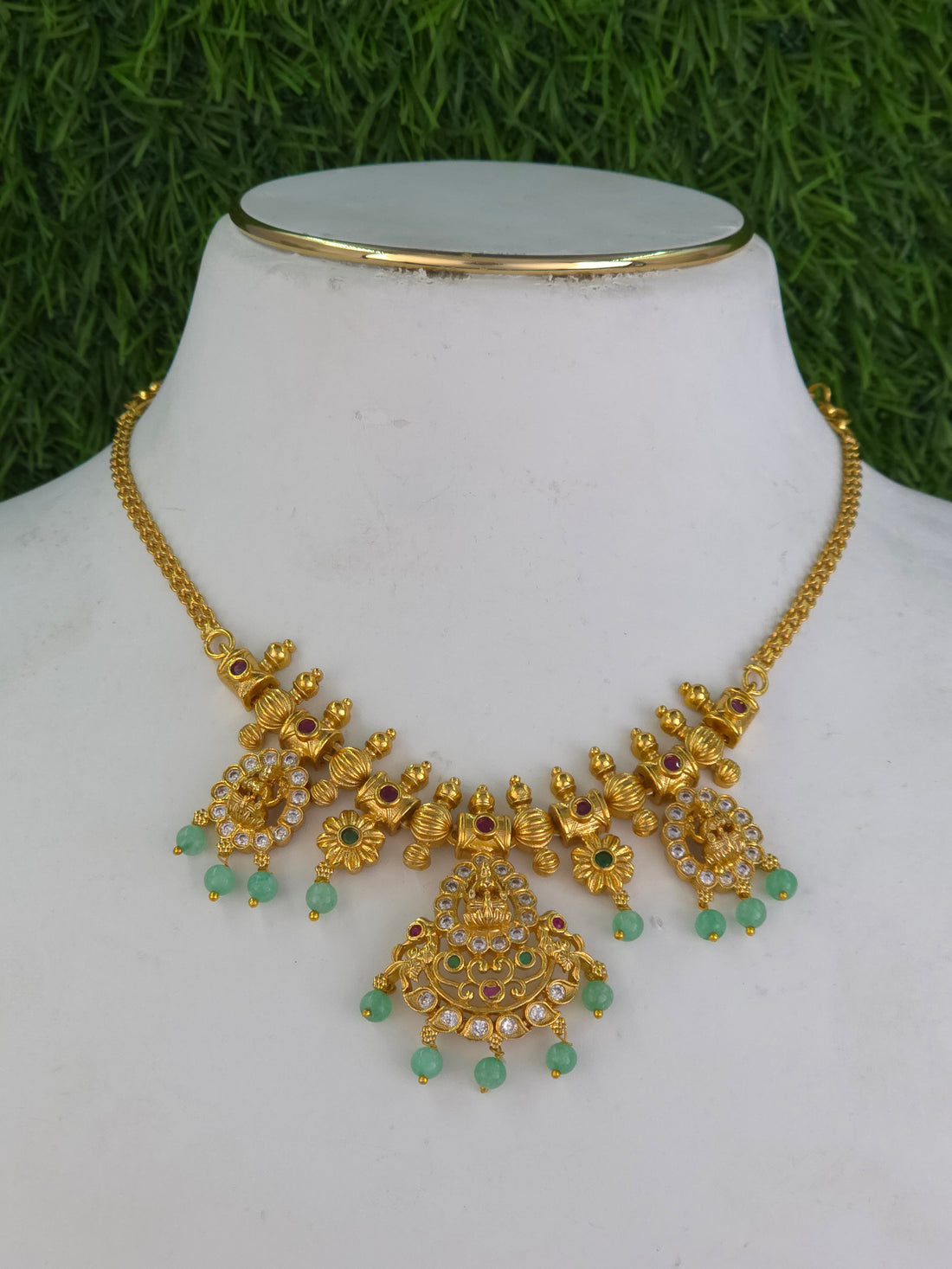 MATT FINISH MINI NECKLACE