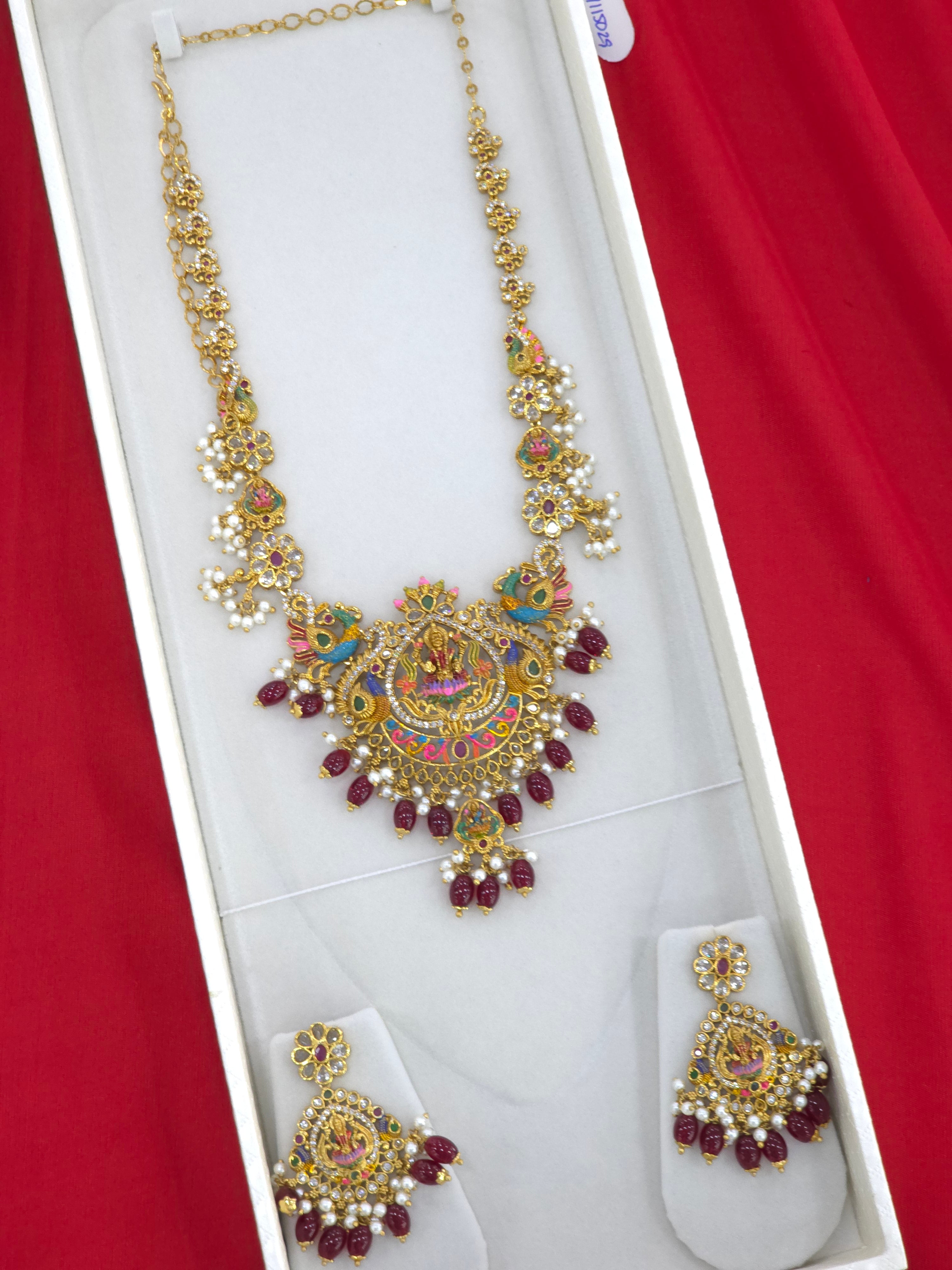 Matt finish NAKISHI necklace