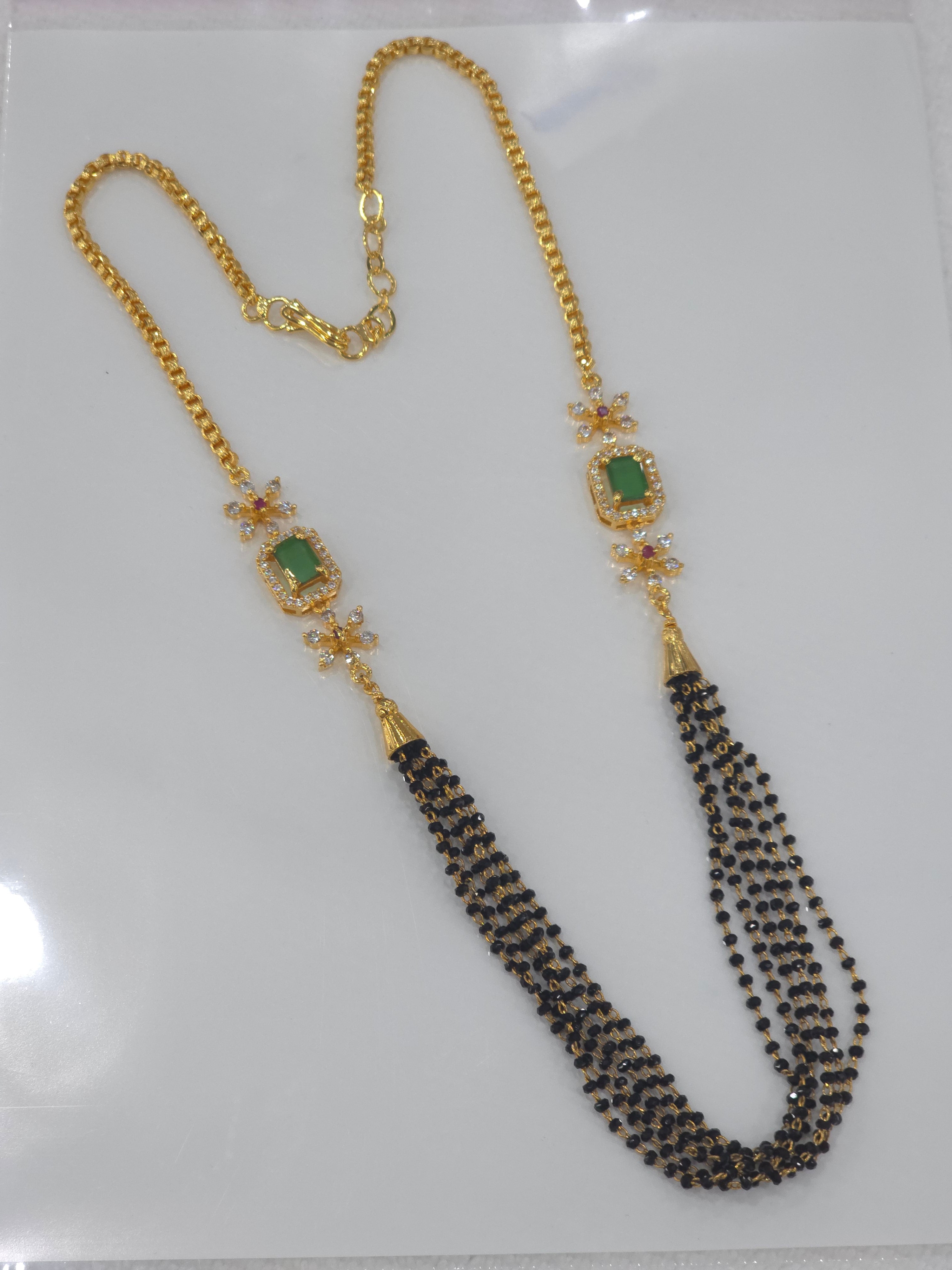 SHORT BLACK BEADS 18 inches