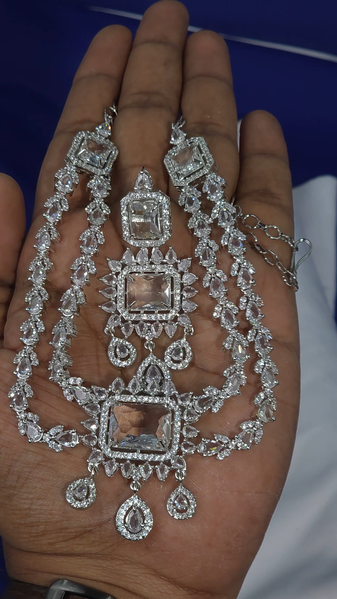 SLIVER FINISH CZ NECKLACE