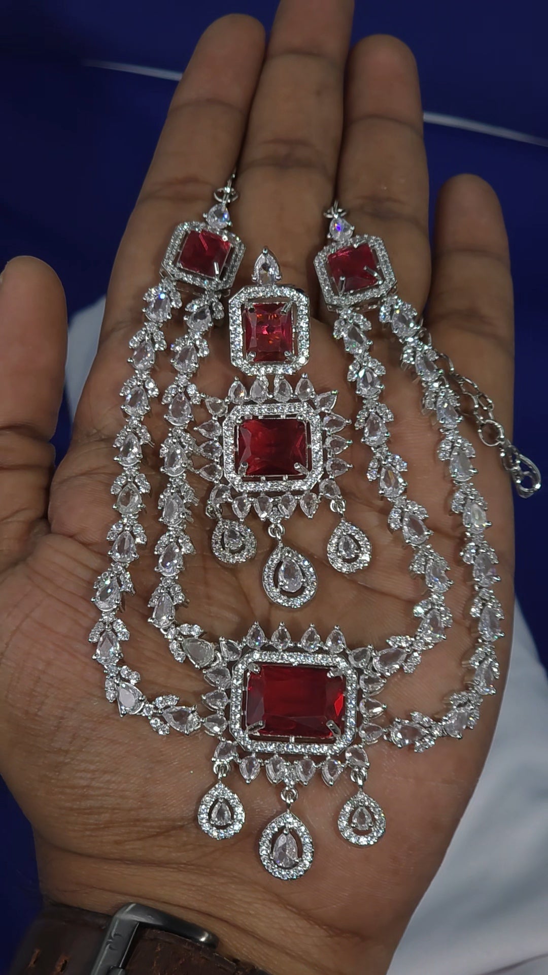 SLIVER FINISH CZ NECKLACE