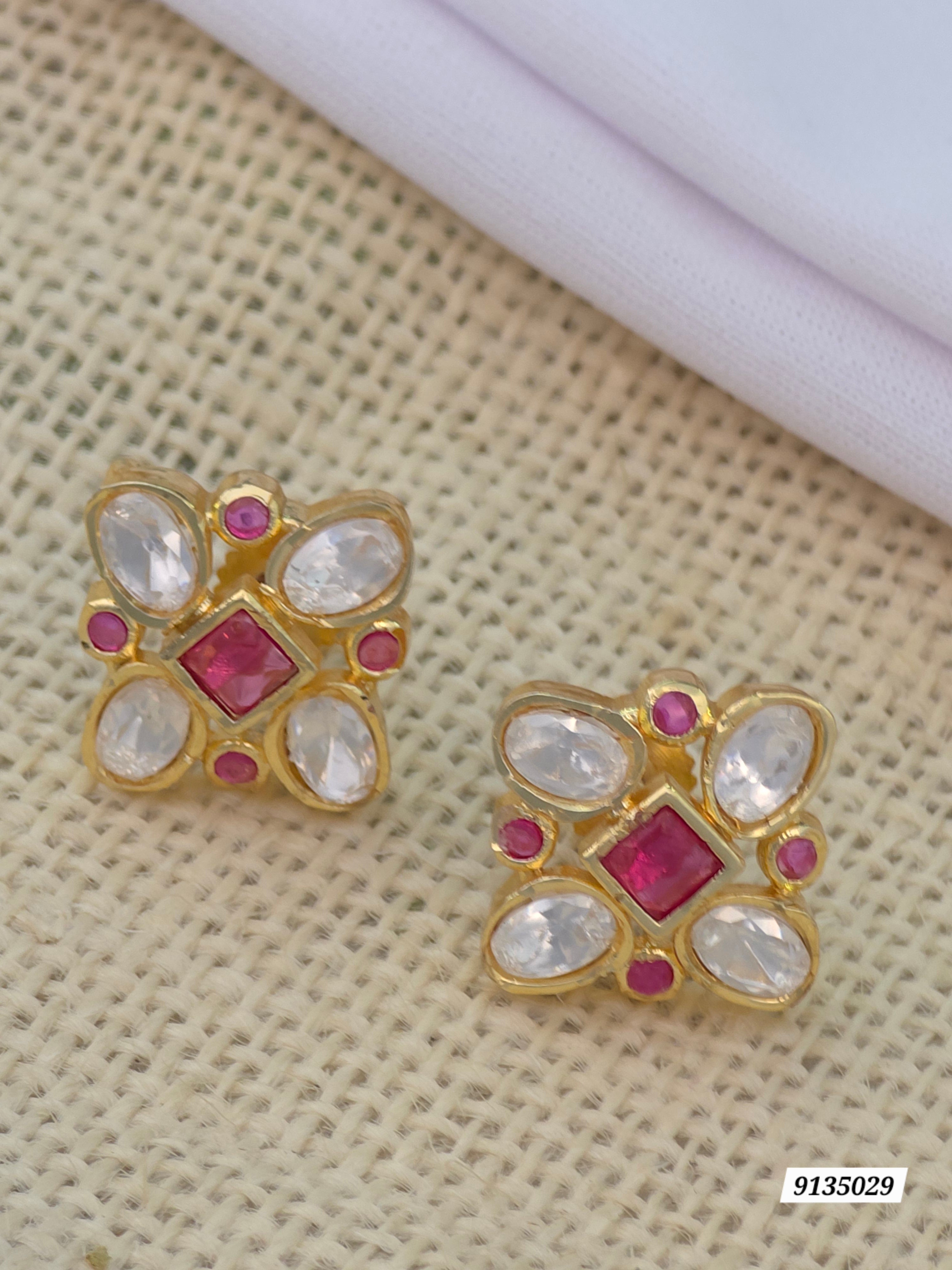 Matt finish screw type Earings