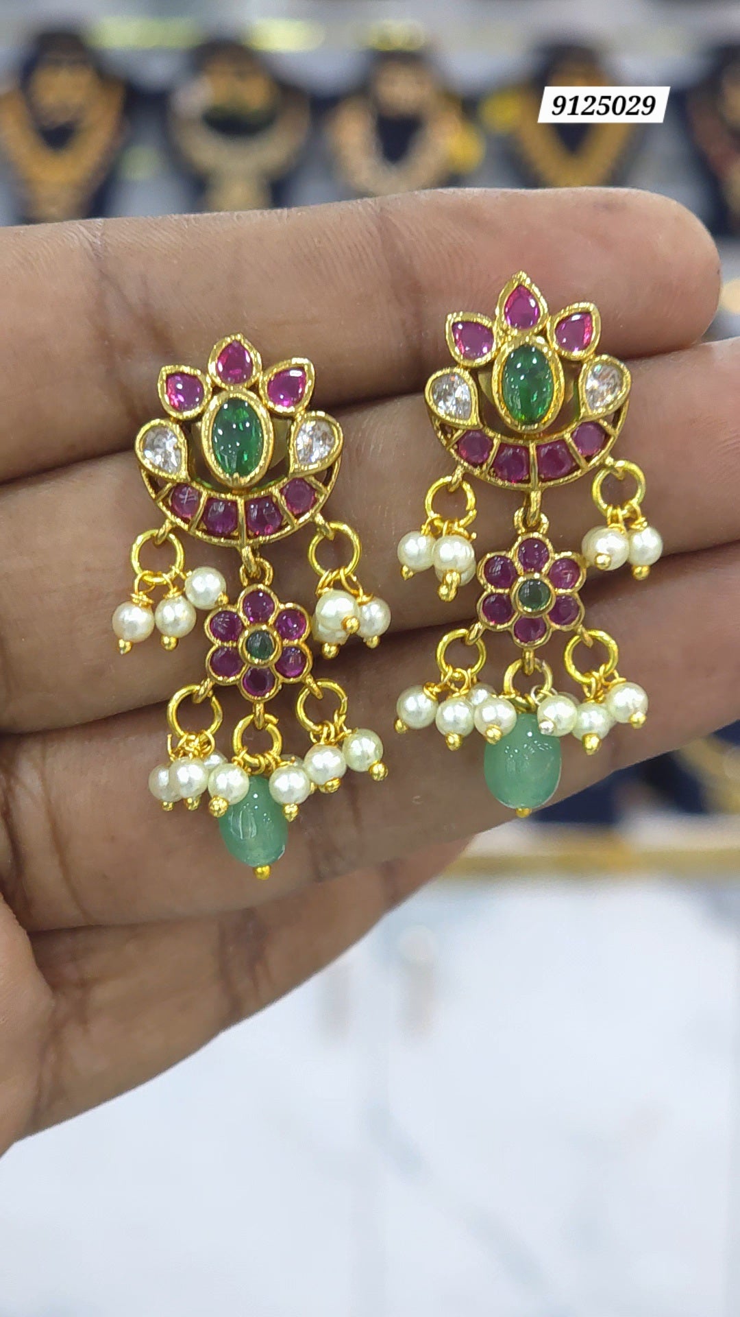 Kampu STONES EARRINGS Push back