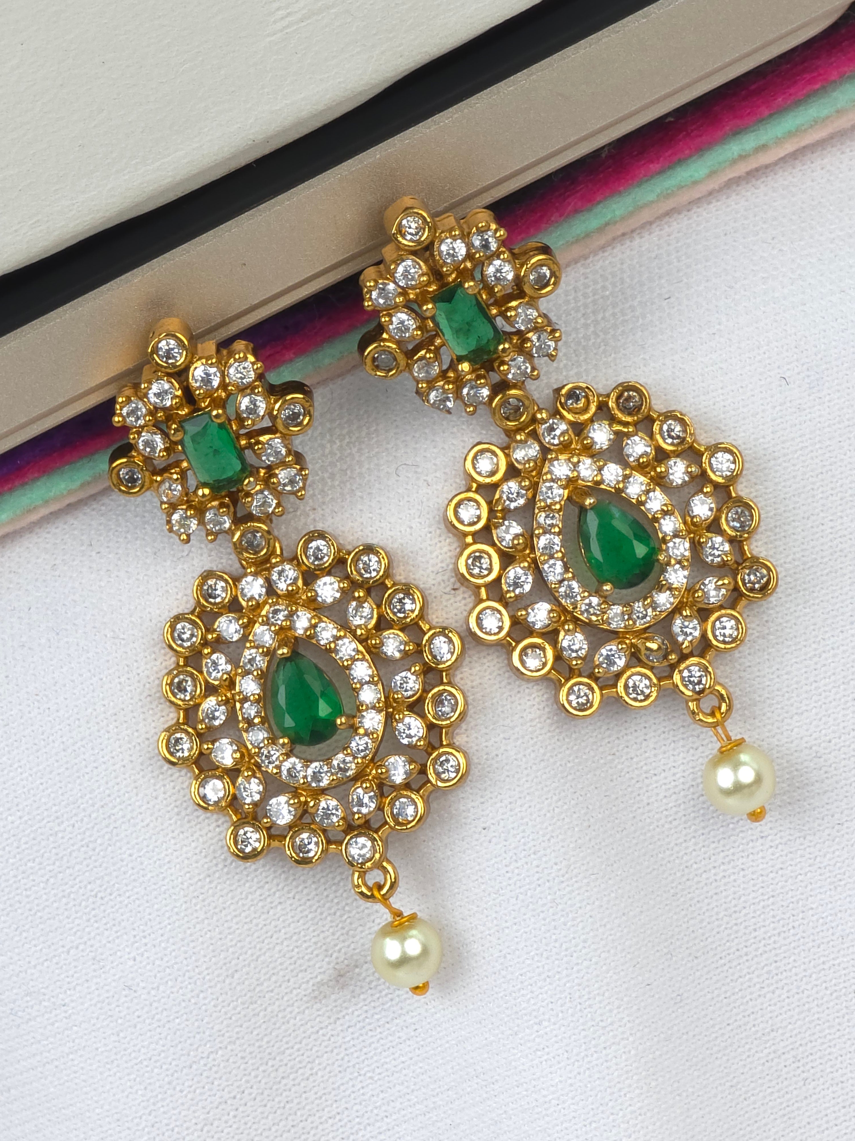 PREMIUM QUALITY 
Matt finish 
Push back earrings