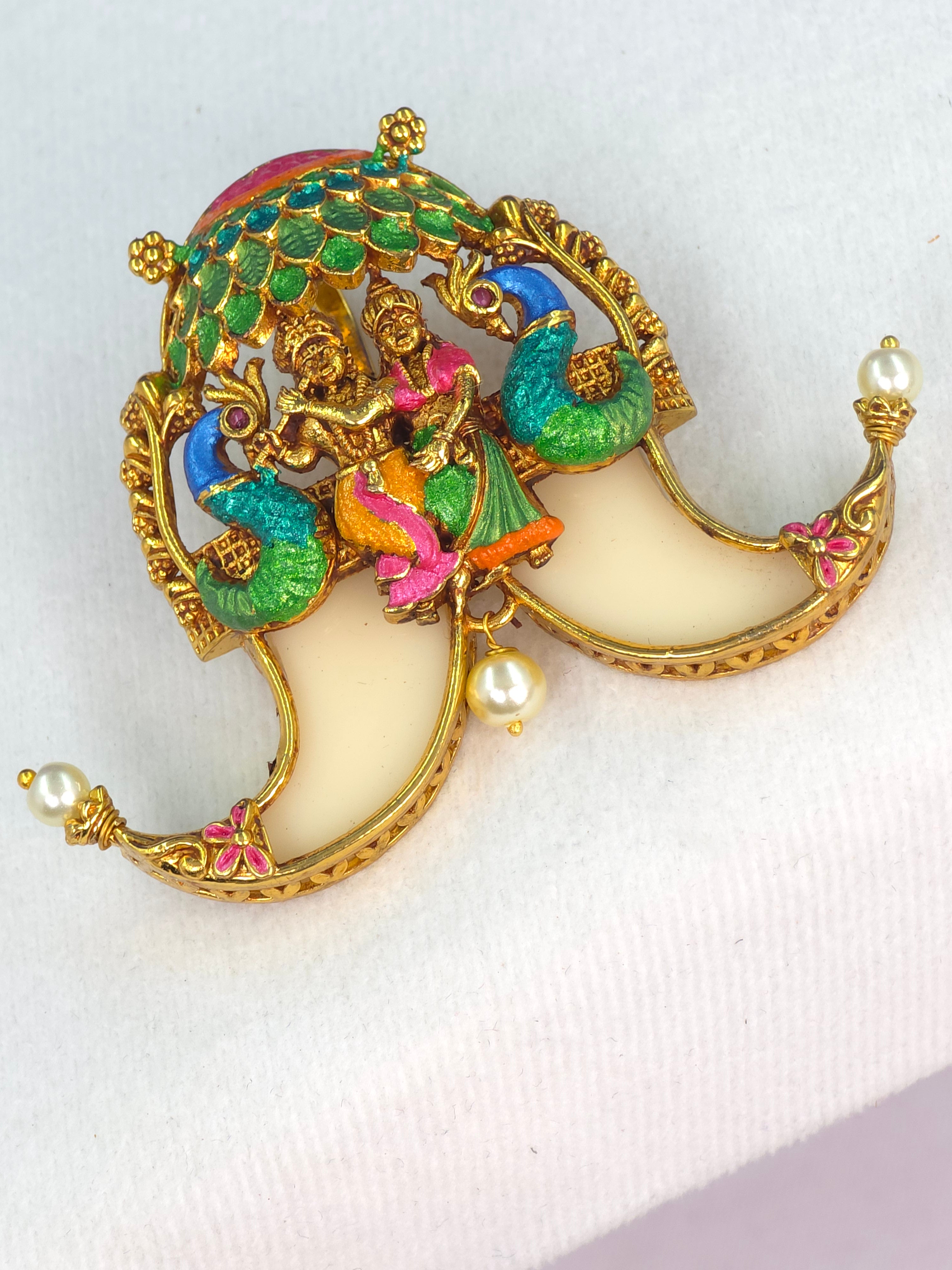 Puligoru pendent back side hook