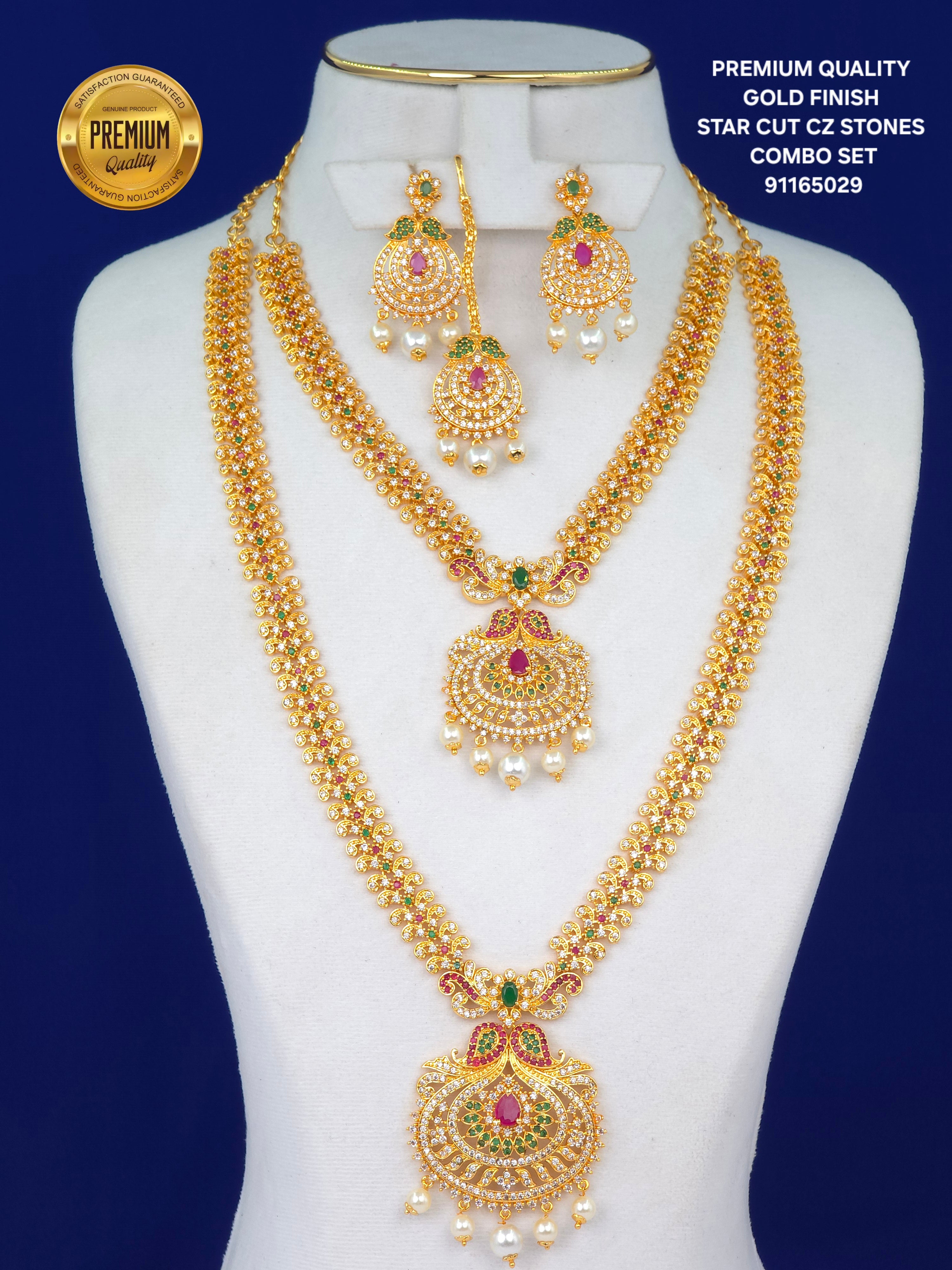 PREMIUM QUALITY 
GOLD FINISH 
STAR CUT CZ STONES 
 COMBO SET 
91165029