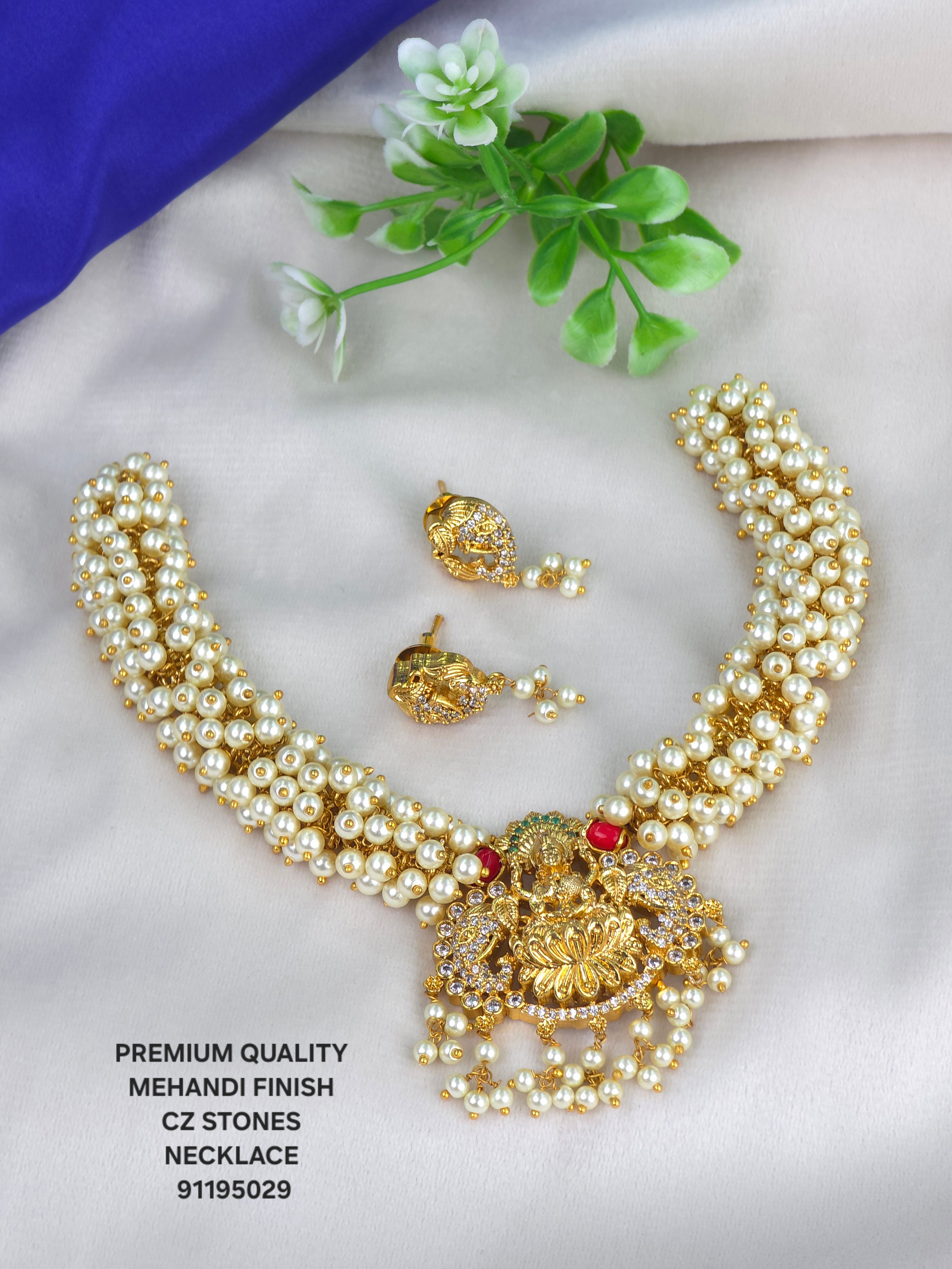 Matt finish Guttapusallu necklace
