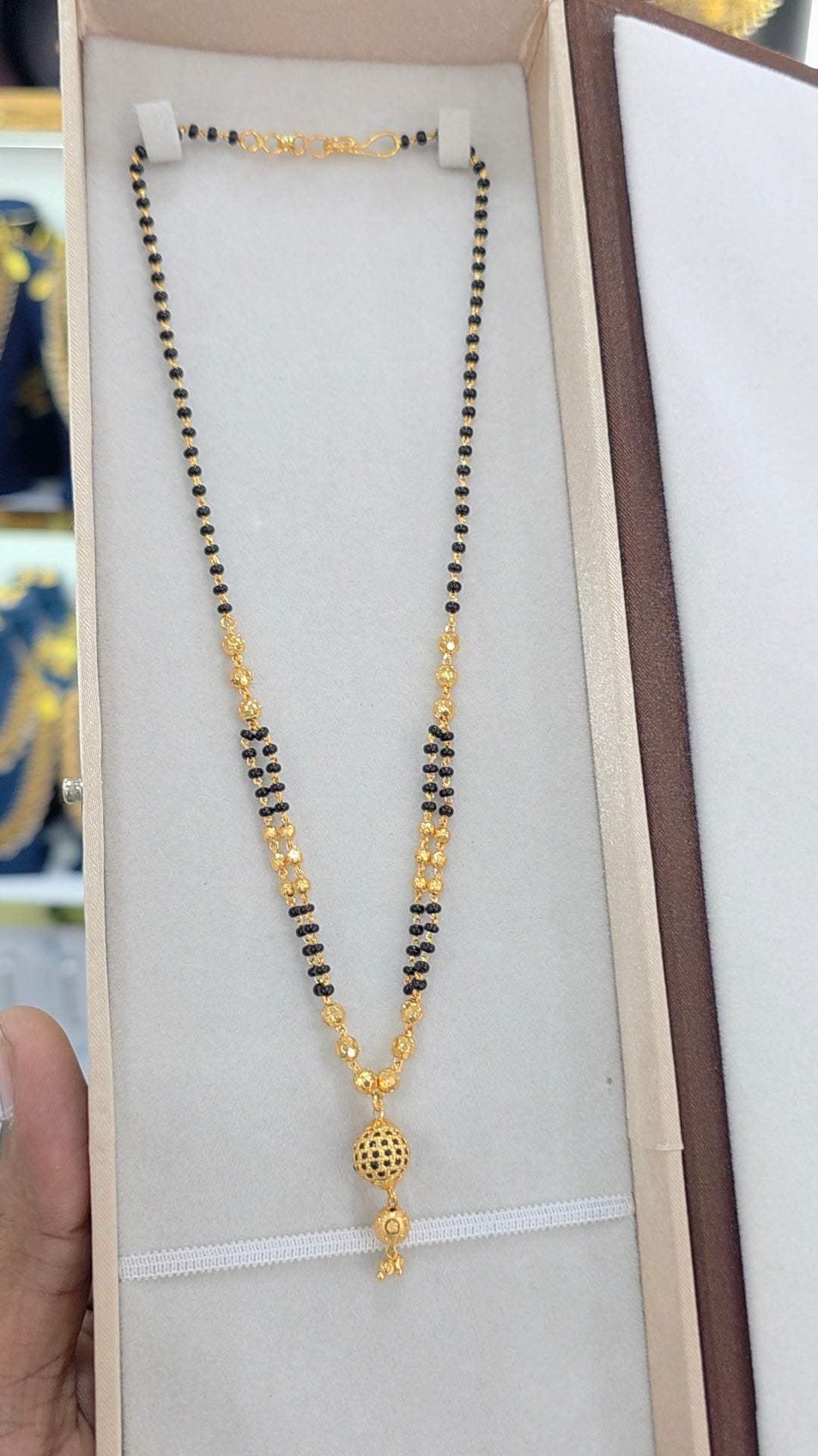 PREMIUM QUALITY gold finish Short black beads 18 inches