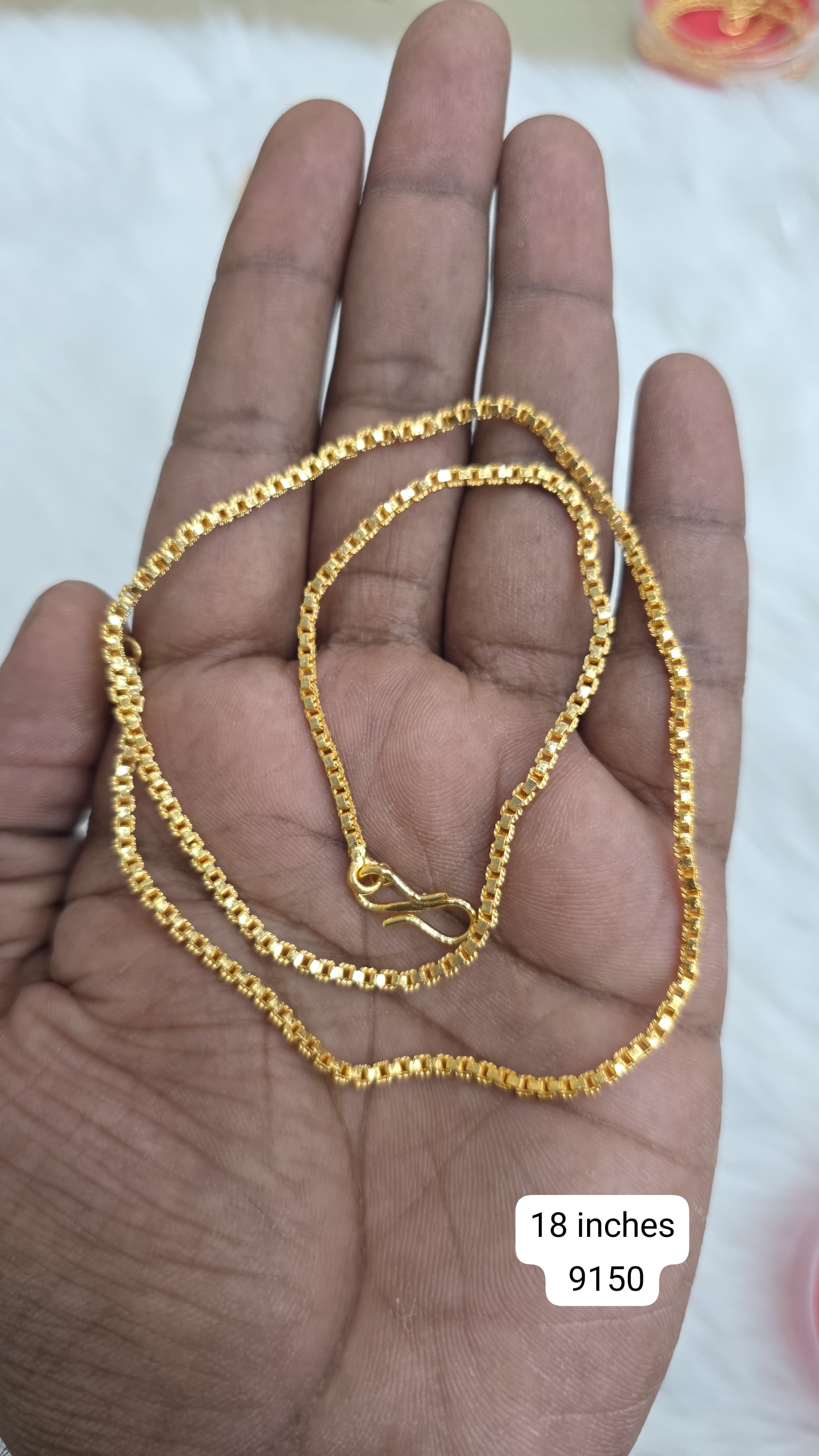 18 inches gold finish Short chains