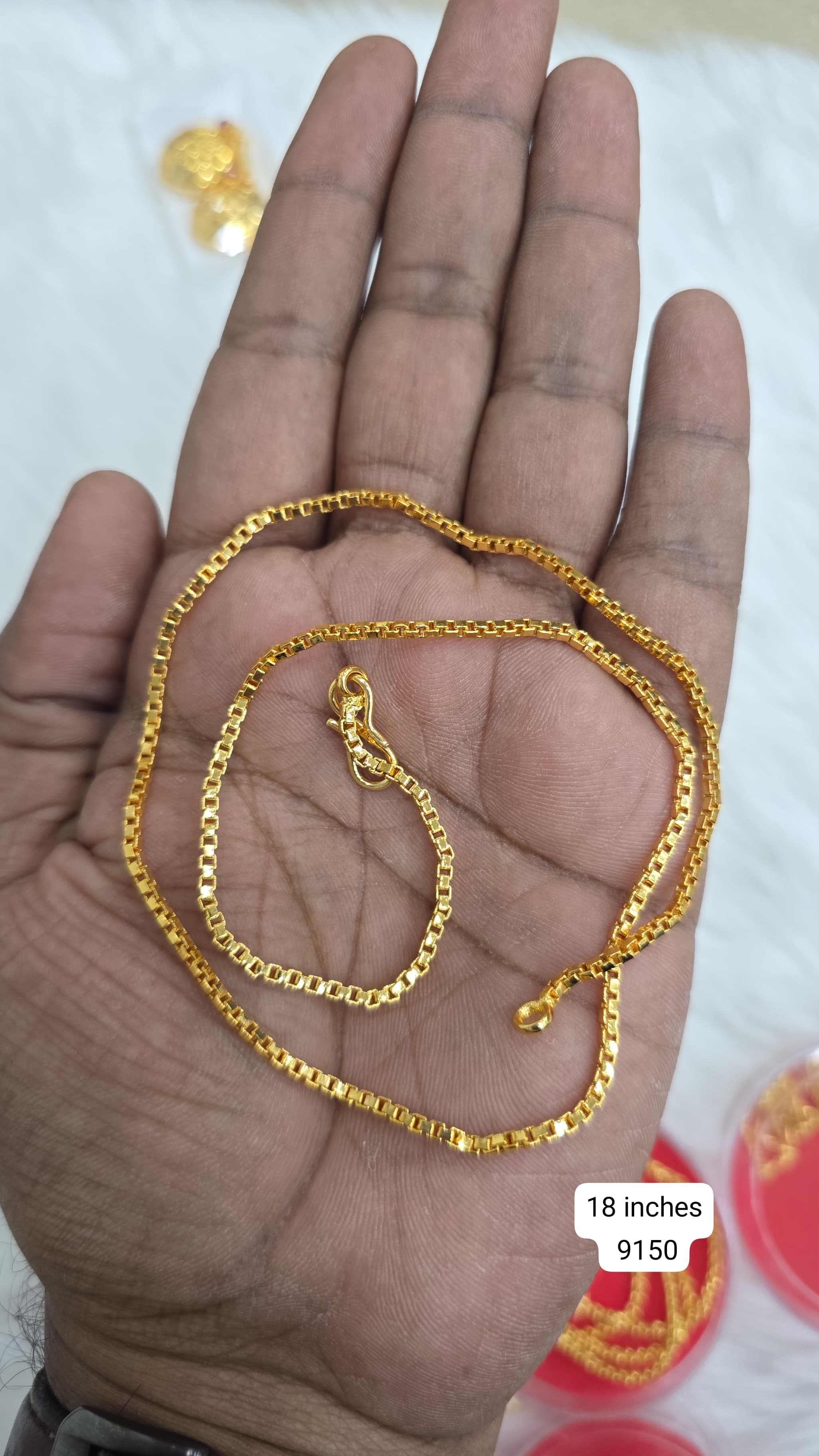 18 inches gold finish Short chains