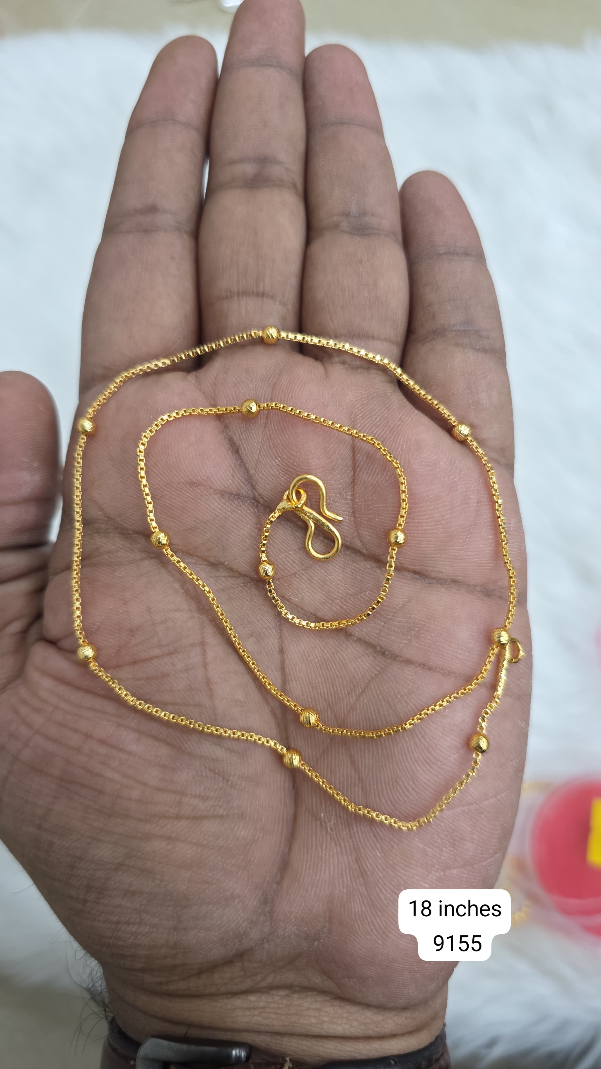 18 inches gold finish Short chains