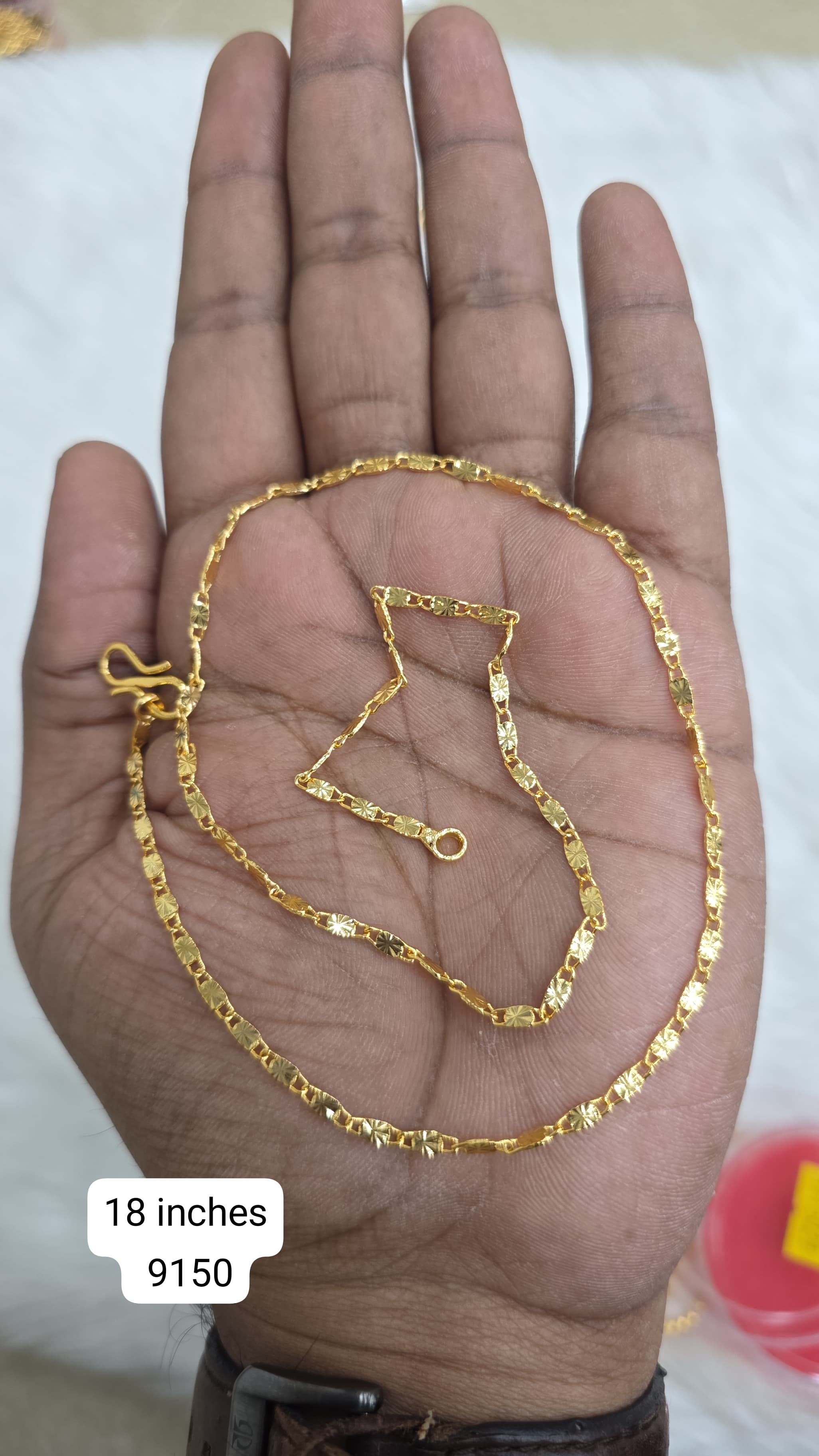 18 inches gold finish Short chains