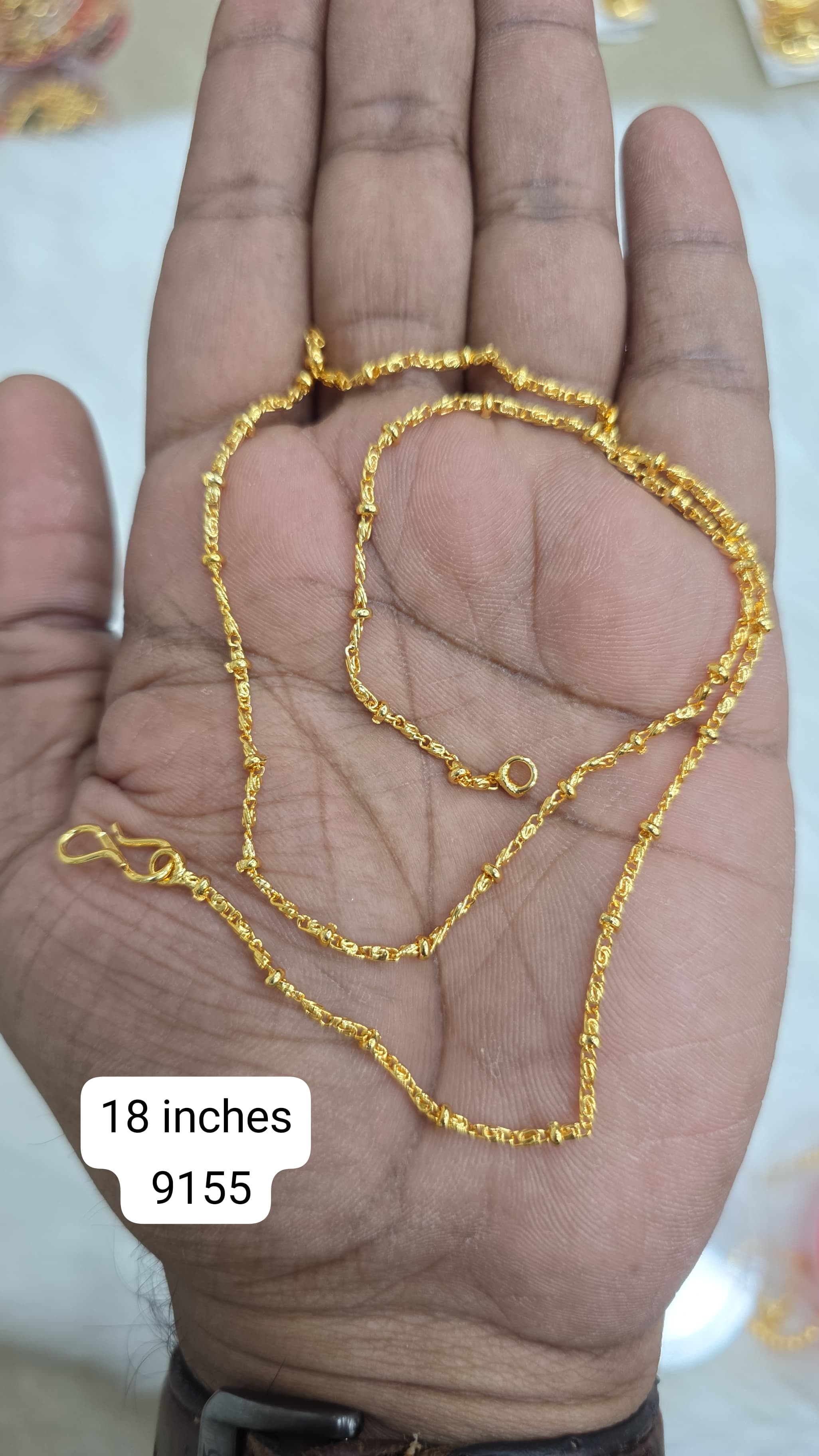 18 inches gold finish Short chains